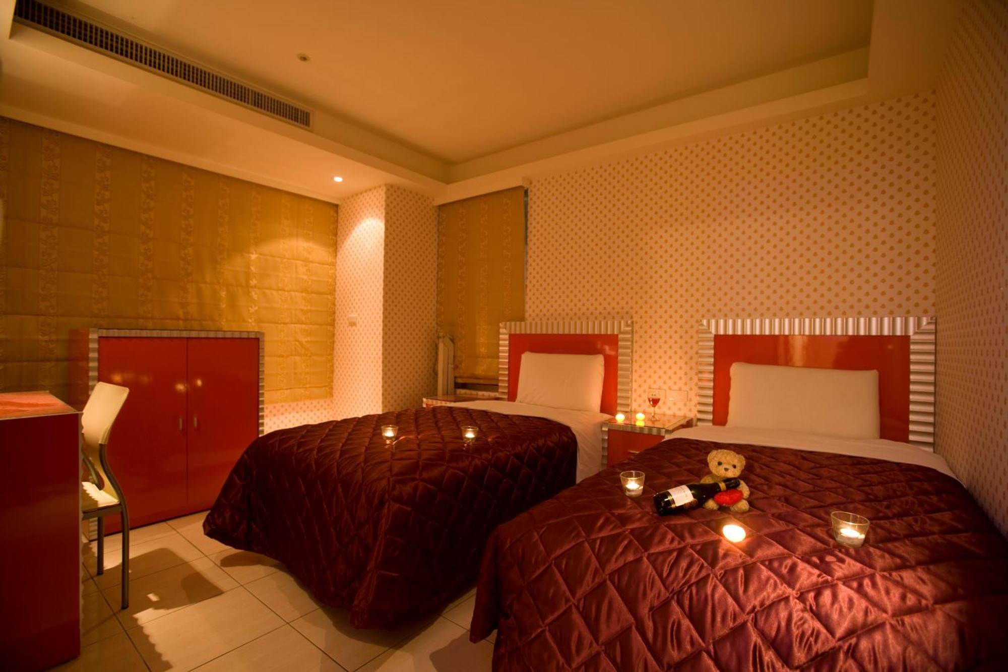 Happy Hotel Taipei Exterior photo